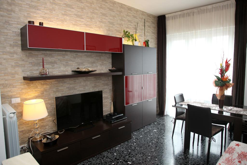 Ferienwohnung A Casa Di Simone A Viareggio Exterior foto