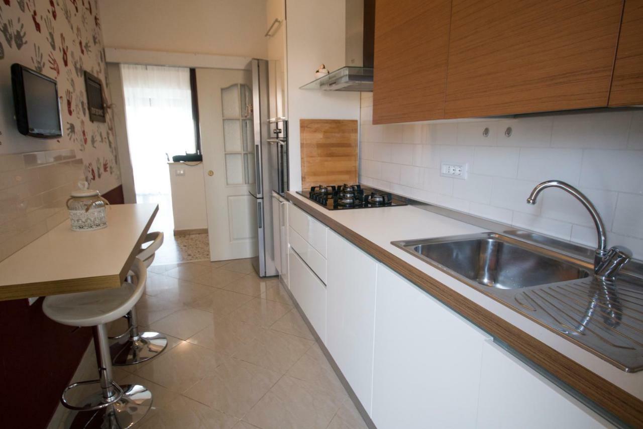 Ferienwohnung A Casa Di Simone A Viareggio Exterior foto