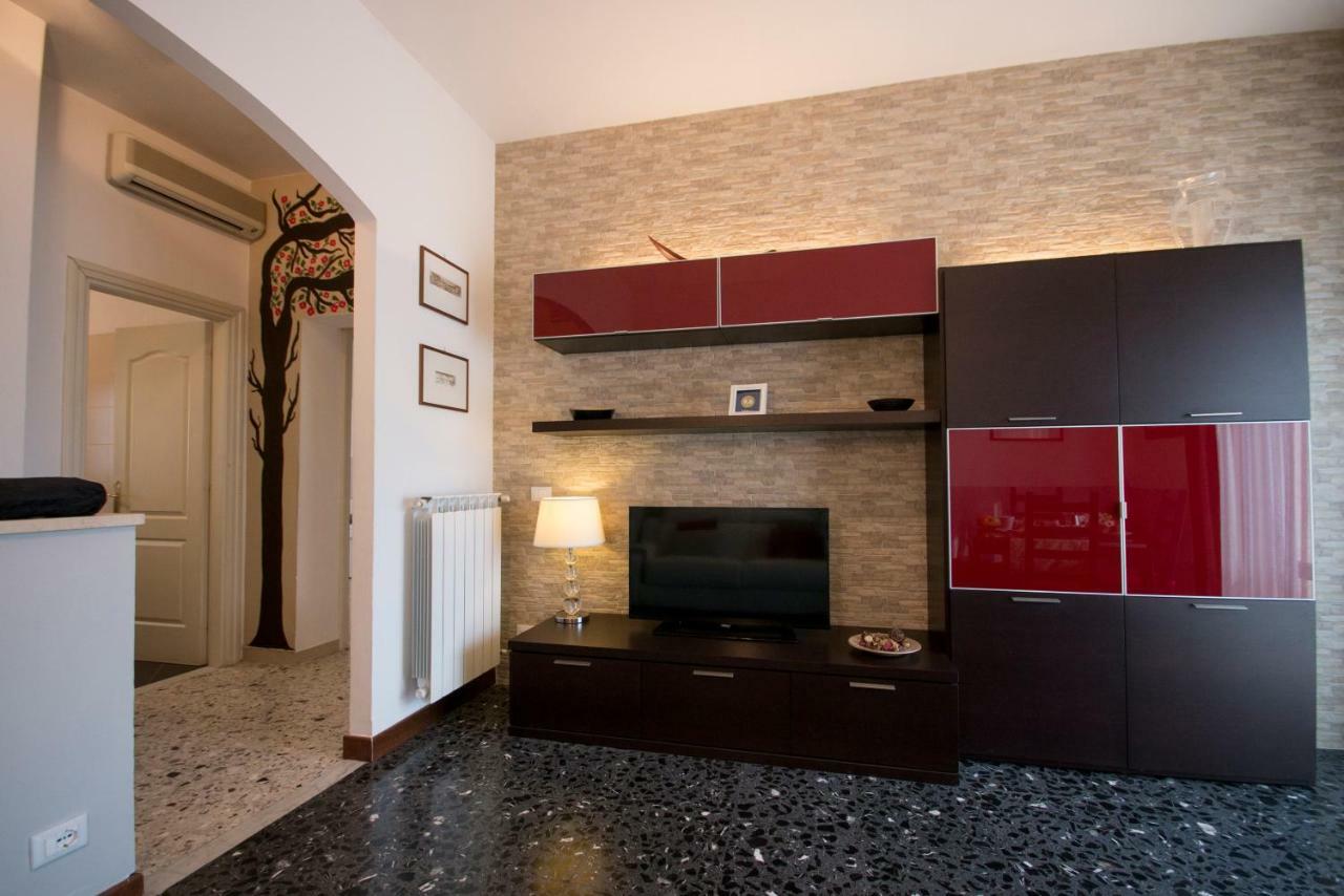 Ferienwohnung A Casa Di Simone A Viareggio Exterior foto